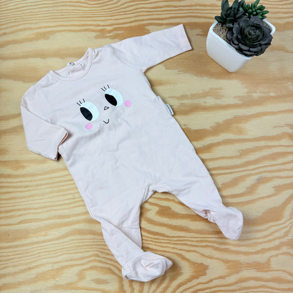 Baby Filou, licht roze kruippakje, maat 1m