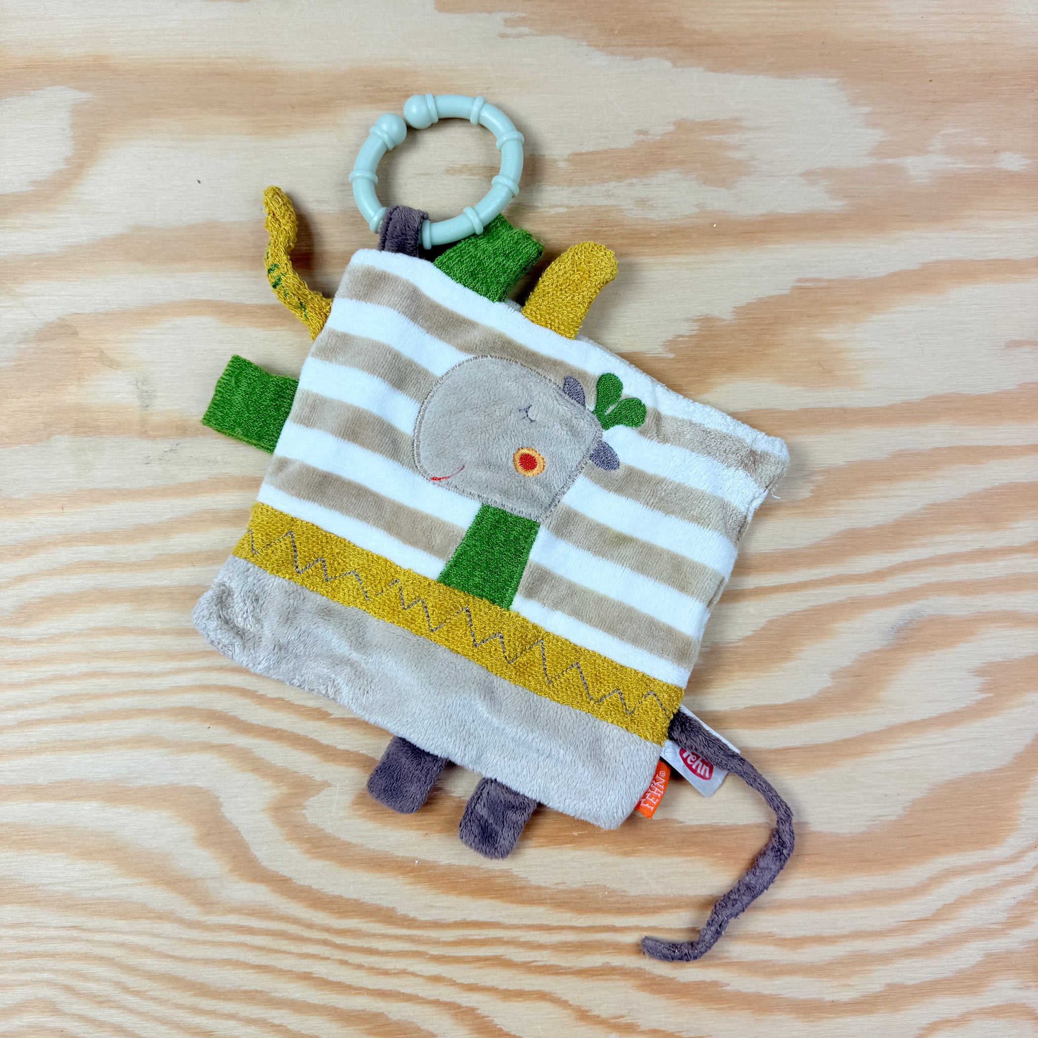 knuffeldoekje/hangspeelgoedje giraf