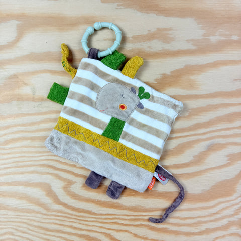 knuffeldoekje/hangspeelgoedje giraf