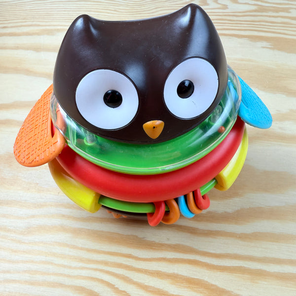 Skip hop:  stapel uil