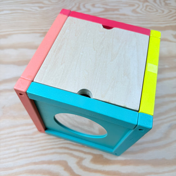 activiteiten kubus met leuke speelmogelijkheden