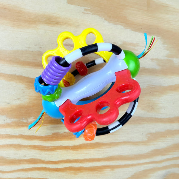 gekleurd speelballetje