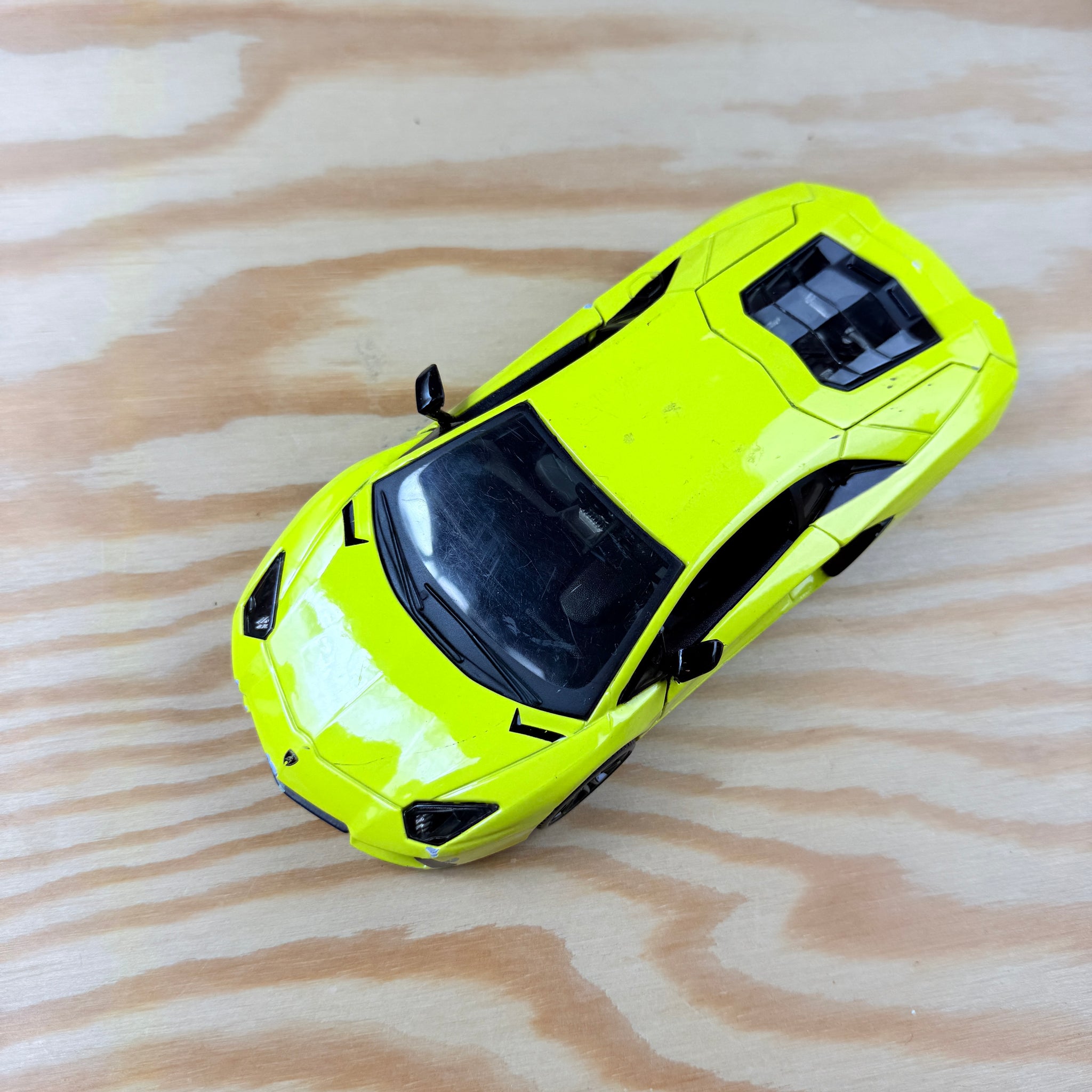 Lamborghini grote gele auto