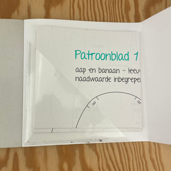 Boek Knutselbos op wereldreis