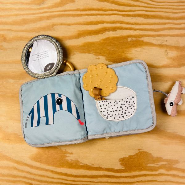 Done by deer: multifunctioneel knisperspeelgoed