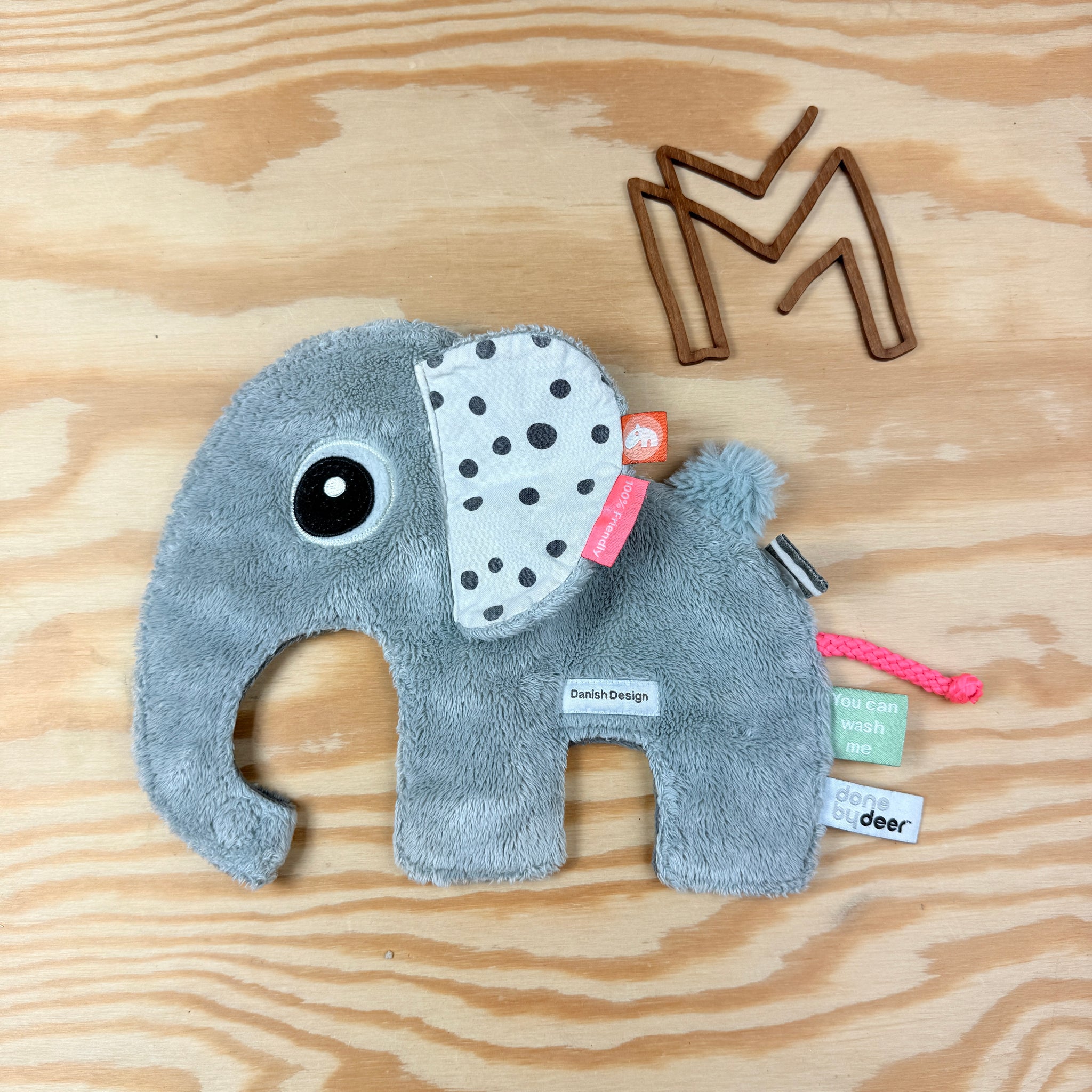 fopspeendoekje/ knuffeldoekje olifant Done by deer