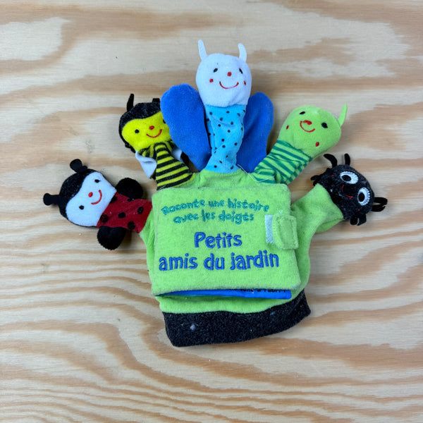 handpop/boekje in het frans met leuke vingerpopjes