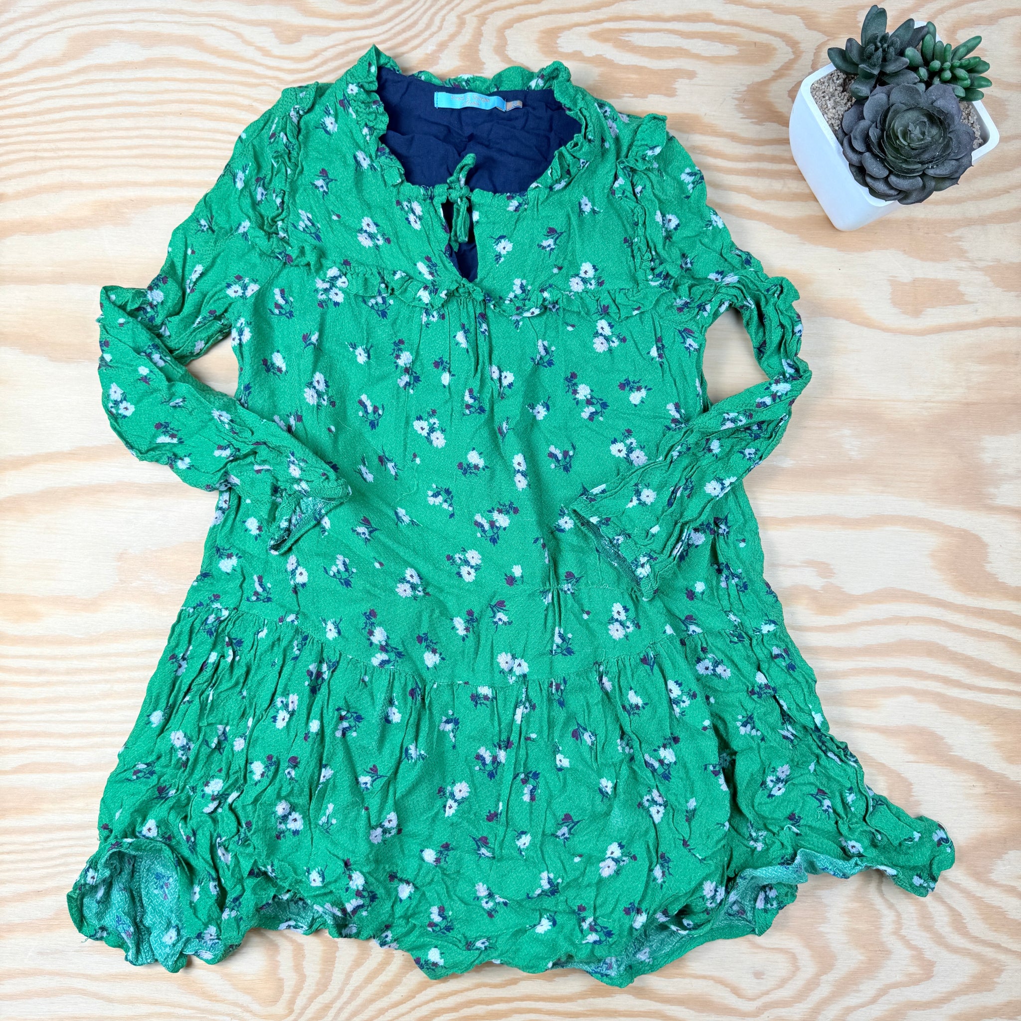 groen kleedje met bloemetjes Fred&Ginger Maat 128