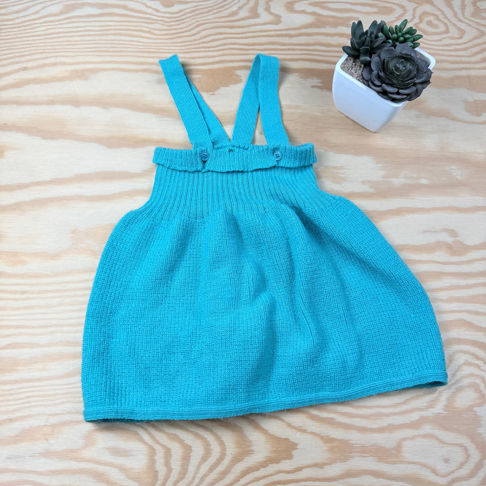 retro groen wollen kleedje /overgooier maat 2j