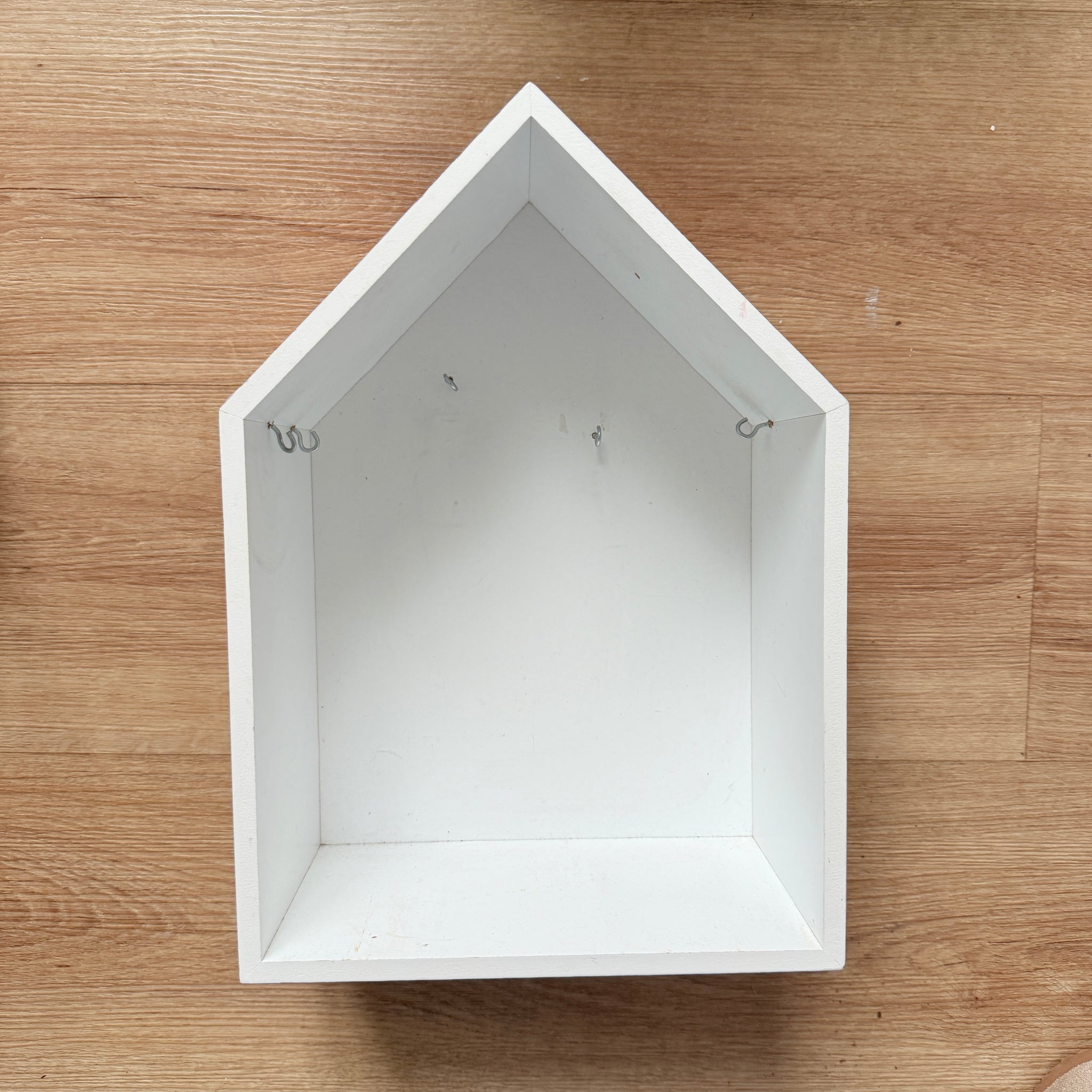 houten huisje met haakjes