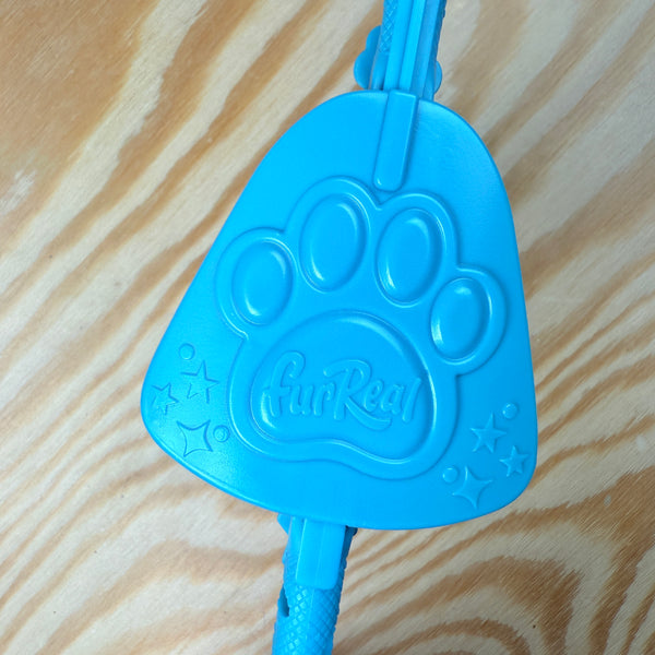 unicorn knuffel op stok om mee te wandelen