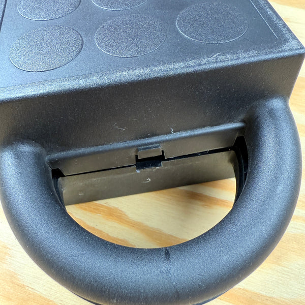 doos vol metalen vliegtuigjes