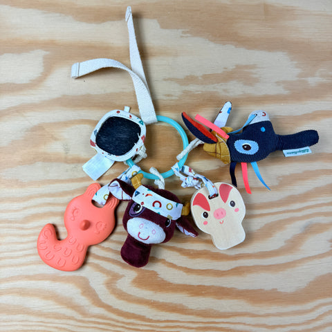 Lilliputiens: activiteiten ring met diertjes