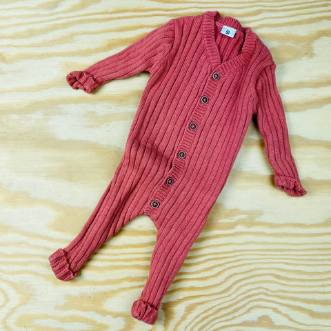 warm kruippakje in donker roze/roest