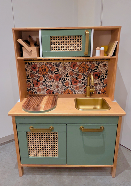 Prachtige gepimpte keuken met rotan en houten accessoires (enkel ophalen)