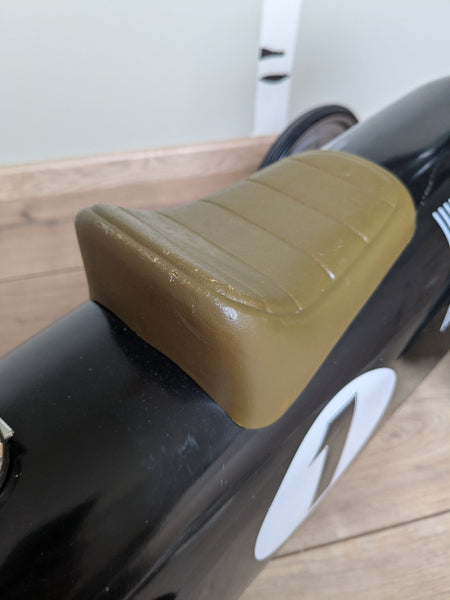 Metalen loopauto in retrostijl - enkel ophalen