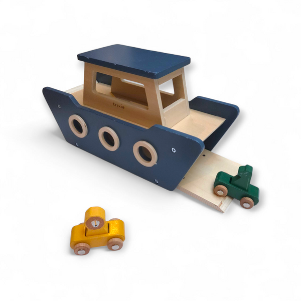 Trixie houten veerboot met wielen