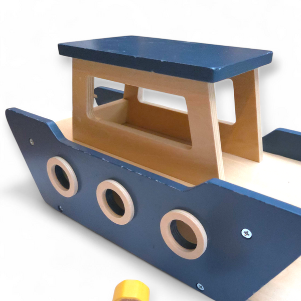 Trixie houten veerboot met wielen