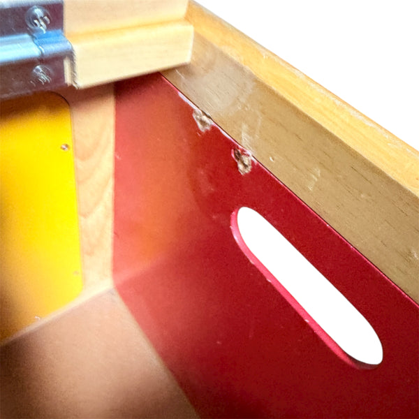 houten speelgoedkist met diertjes