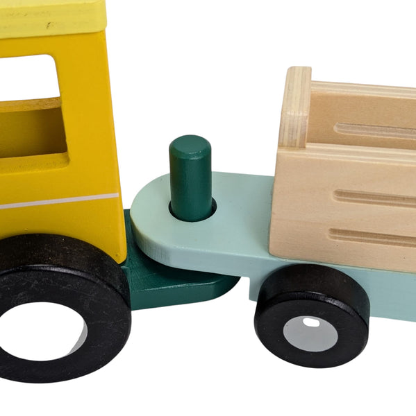 Houten tractor met aanhangers